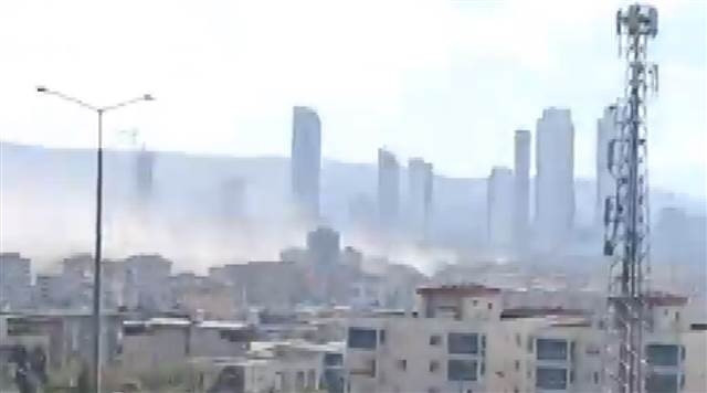 İzmir depreminde Son dakika haberi: Enkazdan kurtulan Buseye Bakandan hastanede ziyaret... Buse Bakanı düğününe davet etti