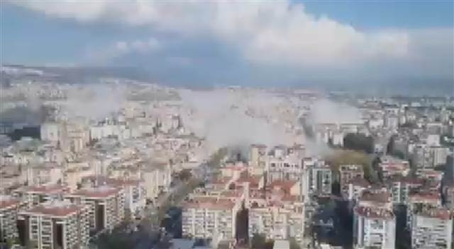 İzmir depreminde Son dakika haberi: Enkazdan kurtulan Buseye Bakandan hastanede ziyaret... Buse Bakanı düğününe davet etti