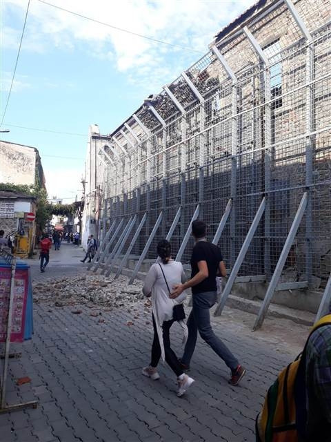 İzmir depreminde Son dakika haberi: Enkazdan kurtulan Buseye Bakandan hastanede ziyaret... Buse Bakanı düğününe davet etti