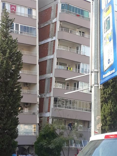 İzmir depreminde Son dakika haberi: Enkazdan kurtulan Buseye Bakandan hastanede ziyaret... Buse Bakanı düğününe davet etti