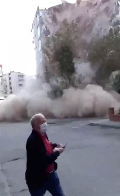 İzmir depreminde Son dakika haberi: Enkazdan kurtulan Buseye Bakandan hastanede ziyaret... Buse Bakanı düğününe davet etti