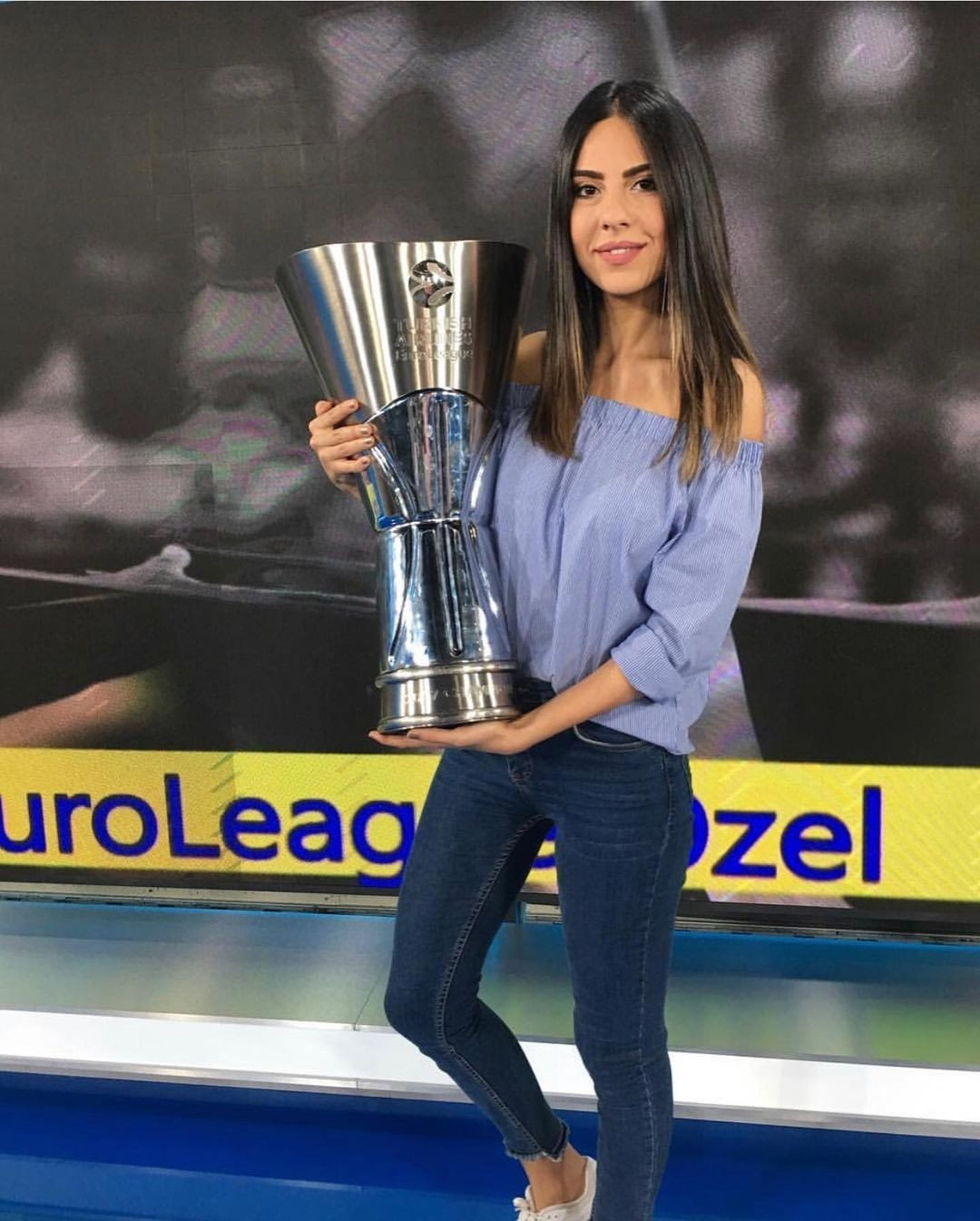 Son Dakika | Vefat eden FB TV sunucusu Dilay Kemerin yürek burkan hikayesi Tatsız bir durum var galiba...