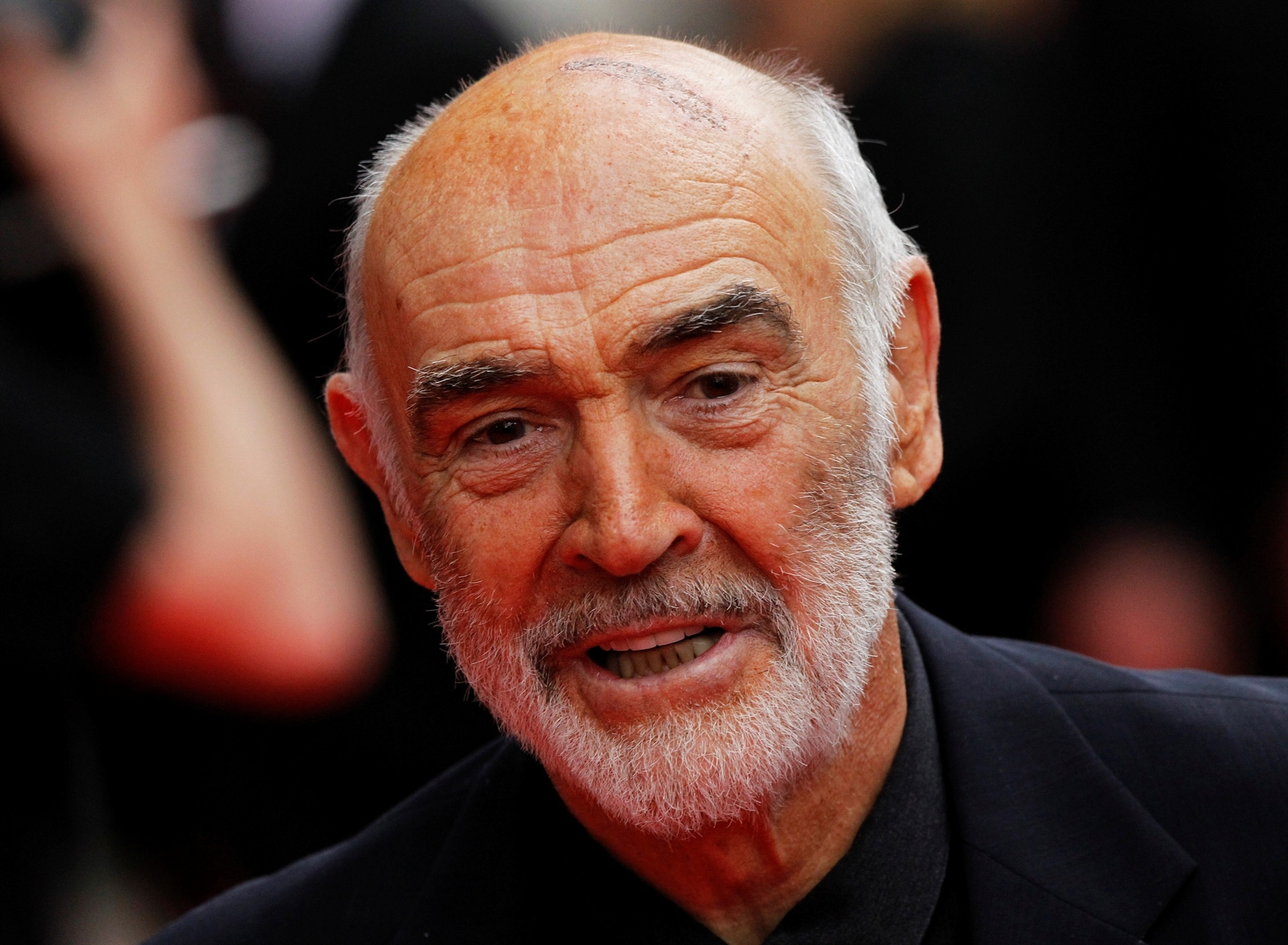 Efsane aktör Sean Connery hayatını kaybetti