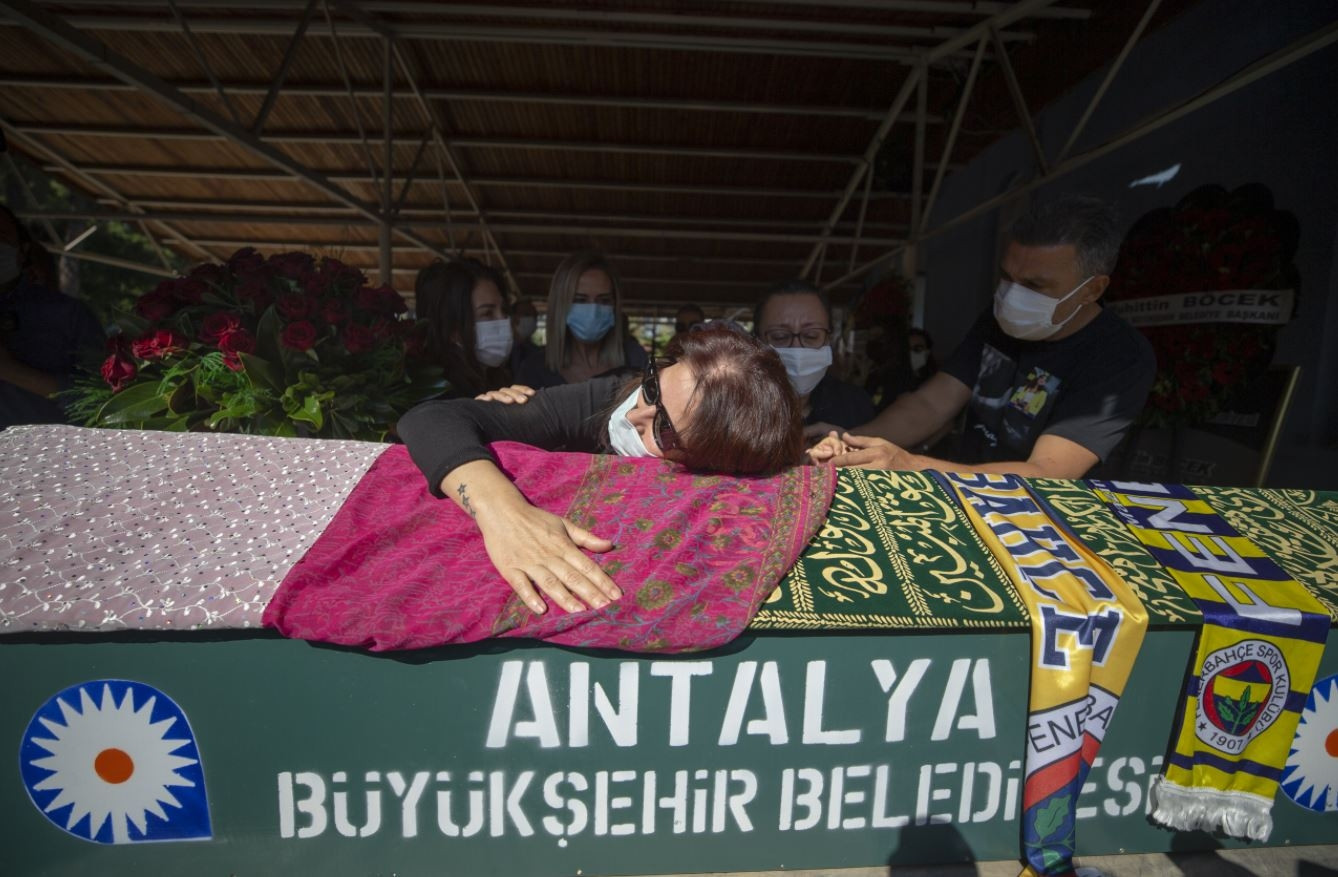 KIZIM BURADA YAŞAMAYI PLANLIYORDU KIZIM BURADA YAŞAMAYI PLANLIYORDU