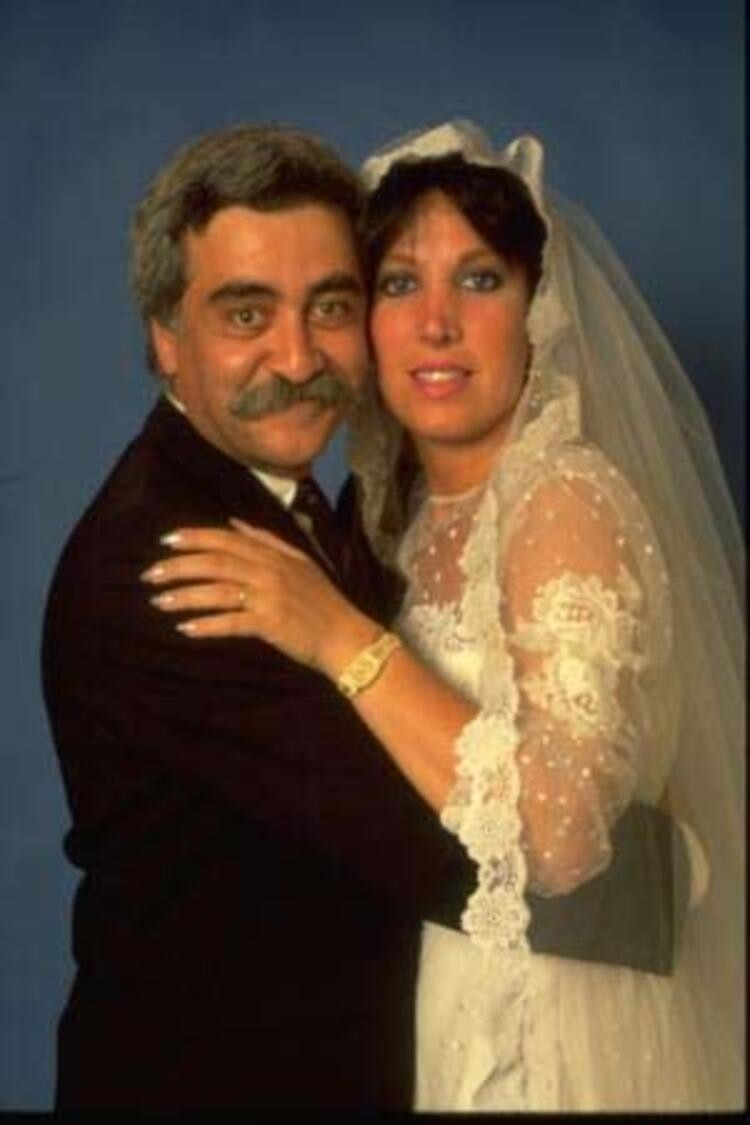 LEVENT KIRCA - OYA BAŞAR LEVENT KIRCA - OYA BAŞAR