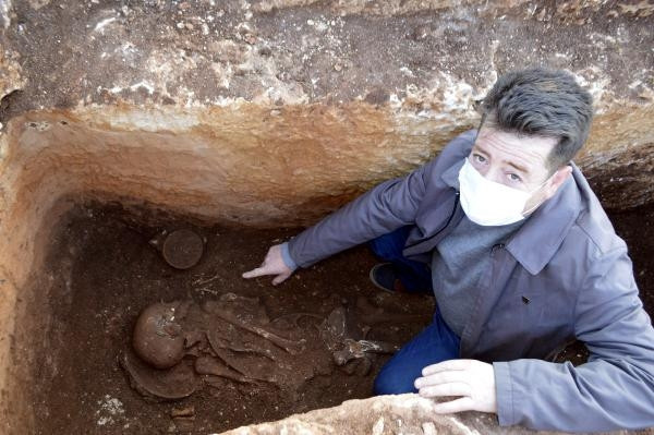 Perre Antik Kentinde 1500 yıllık insan iskeleti bulundu