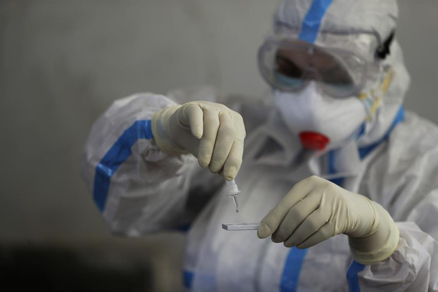 Son dakika: Koronavirüs aşısında heyecanlandıran haber Faz 3 denemesinde yüzde 90 etkili oldu