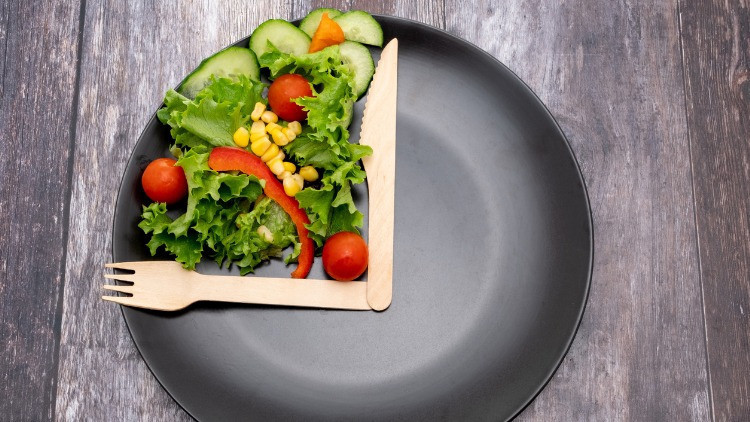 Aralıklı Oruç (İntermittent Fasting) Diyeti Nasıl Yapılır IF Diyeti Yöntemleri Nelerdir Aralıklı Oruç (İntermittent Fasting) Diyeti Nasıl Yapılır IF Diyeti Yöntemleri Nelerdir