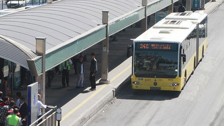 Toplu taşımada yeni dönem: Binerken aman dikkat Toplu taşımada yeni dönem: Binerken aman dikkat