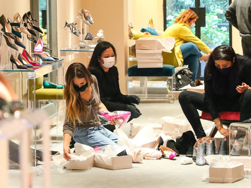 BİZZAT İLGİLENİYOR