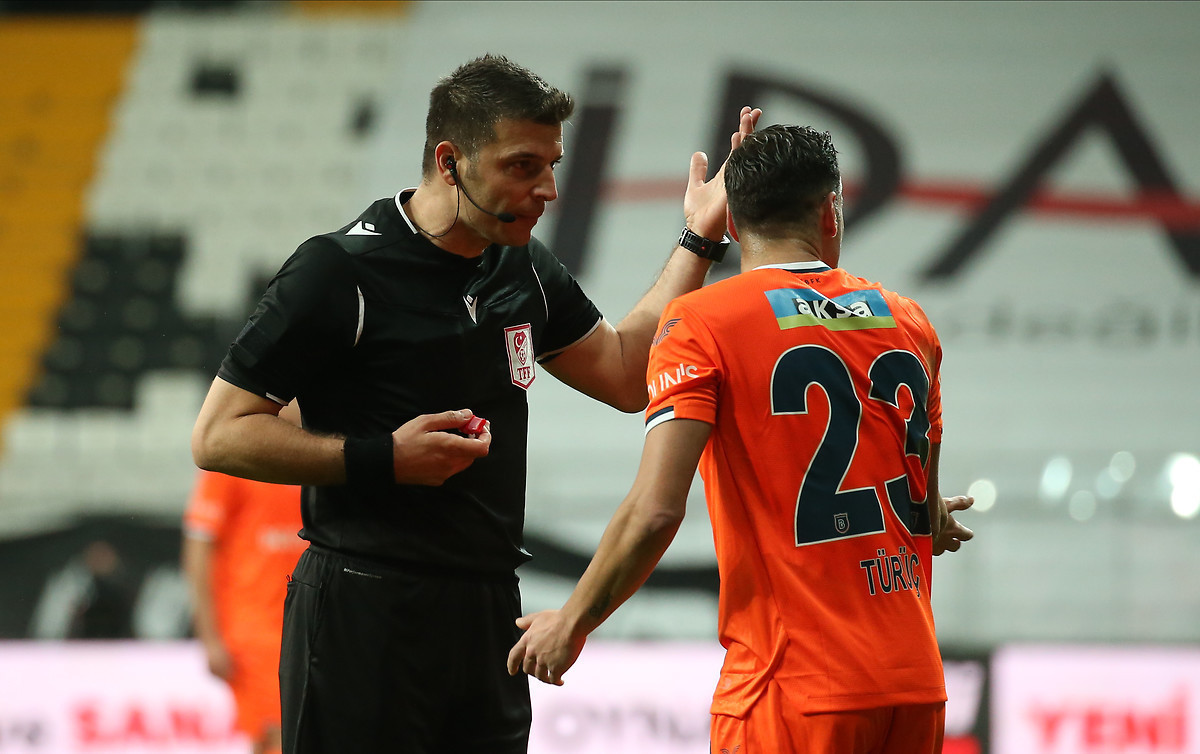 Beşiktaş - Başakşehir maçı yazar yorumları: Başakşehirin yedeklerinden 3ü Beşiktaşta olsa...
