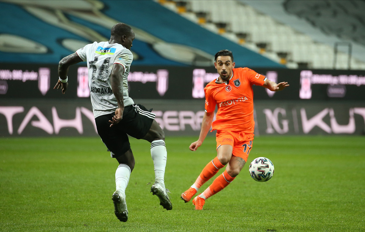 Beşiktaş - Başakşehir maçı yazar yorumları: Başakşehirin yedeklerinden 3ü Beşiktaşta olsa...