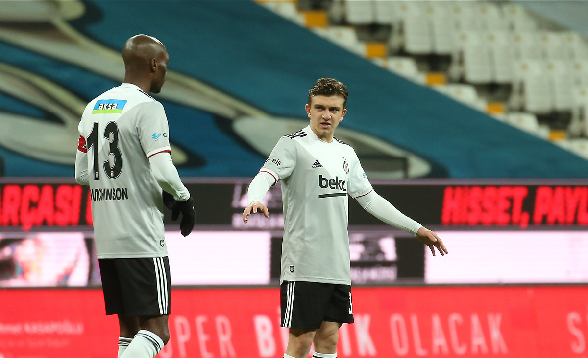 Beşiktaş - Başakşehir maçı yazar yorumları: Başakşehirin yedeklerinden 3ü Beşiktaşta olsa...