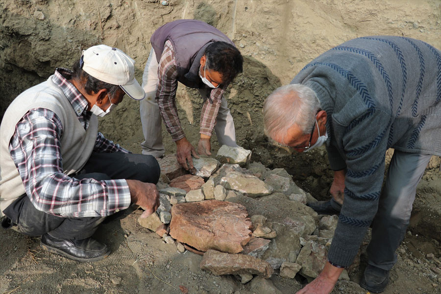 Son dakika haberler... Bu gelenek bir asırdır devam ediyor İsimlerini yazıp kuyuya atıyorlar...