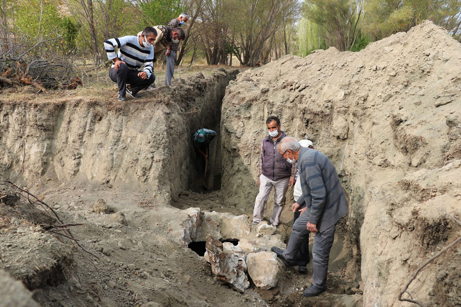 Son dakika haberler... Bu gelenek bir asırdır devam ediyor İsimlerini yazıp kuyuya atıyorlar...