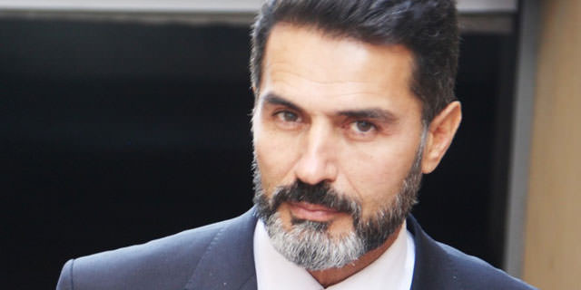 YAŞAR ALPTEKİN KİMDİR