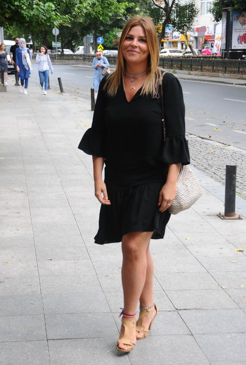 ARTIK SOKAKTA BEN DE KÜFÜR YİYORUM