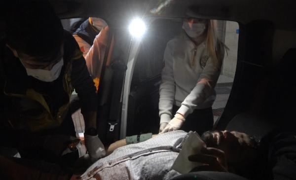 Son dakika... DHA muhabirine çirkin saldırı; kısıtlamayı ihlal eden boksör, gazetecinin burnunu kırdı