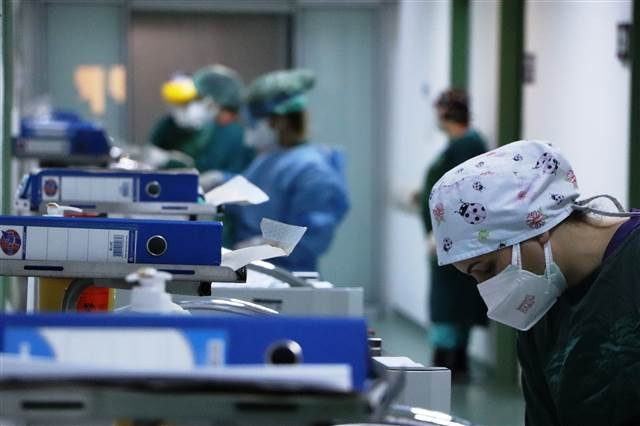 YOĞUN BAKIMI SANİYELİK GÖRSENİZ DIŞARIYA ÇIKMAK İSTEMEZSİNİZ