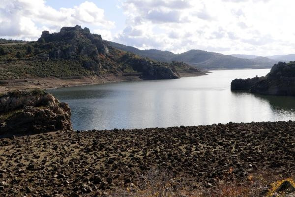 Çanakkalede baraj boşaldı, su kullanımıyla ilgili yasaklar geldi