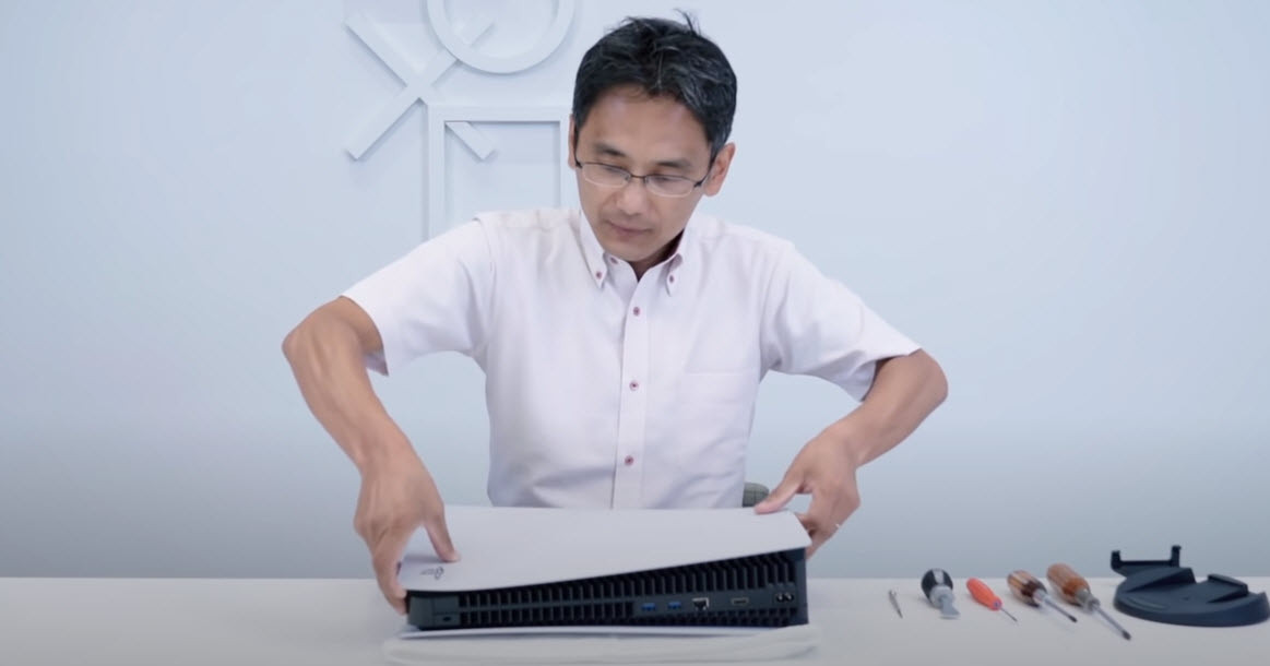 PlayStation 5 parçalarına ayrıldı İçinden bakın neler çıktı