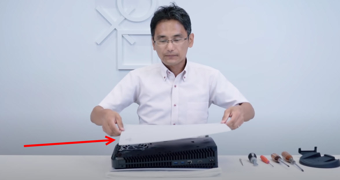 PlayStation 5 parçalarına ayrıldı İçinden bakın neler çıktı