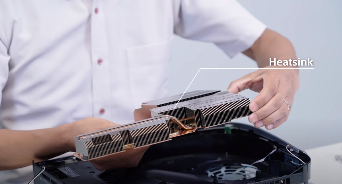 PlayStation 5 parçalarına ayrıldı İçinden bakın neler çıktı