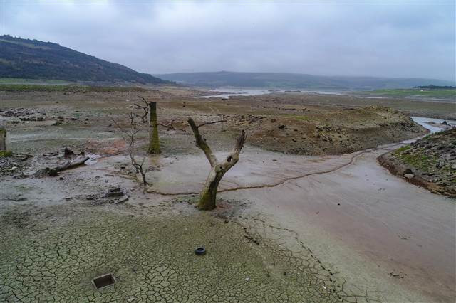 Sazlıdere Barajı’nda korkutan manzara