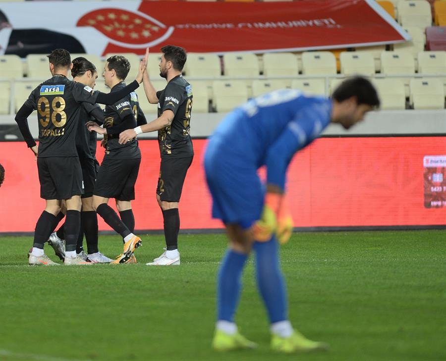 Yeni Malatyaspor - Hekimoğlu Trabzon maçı fotoğrafları