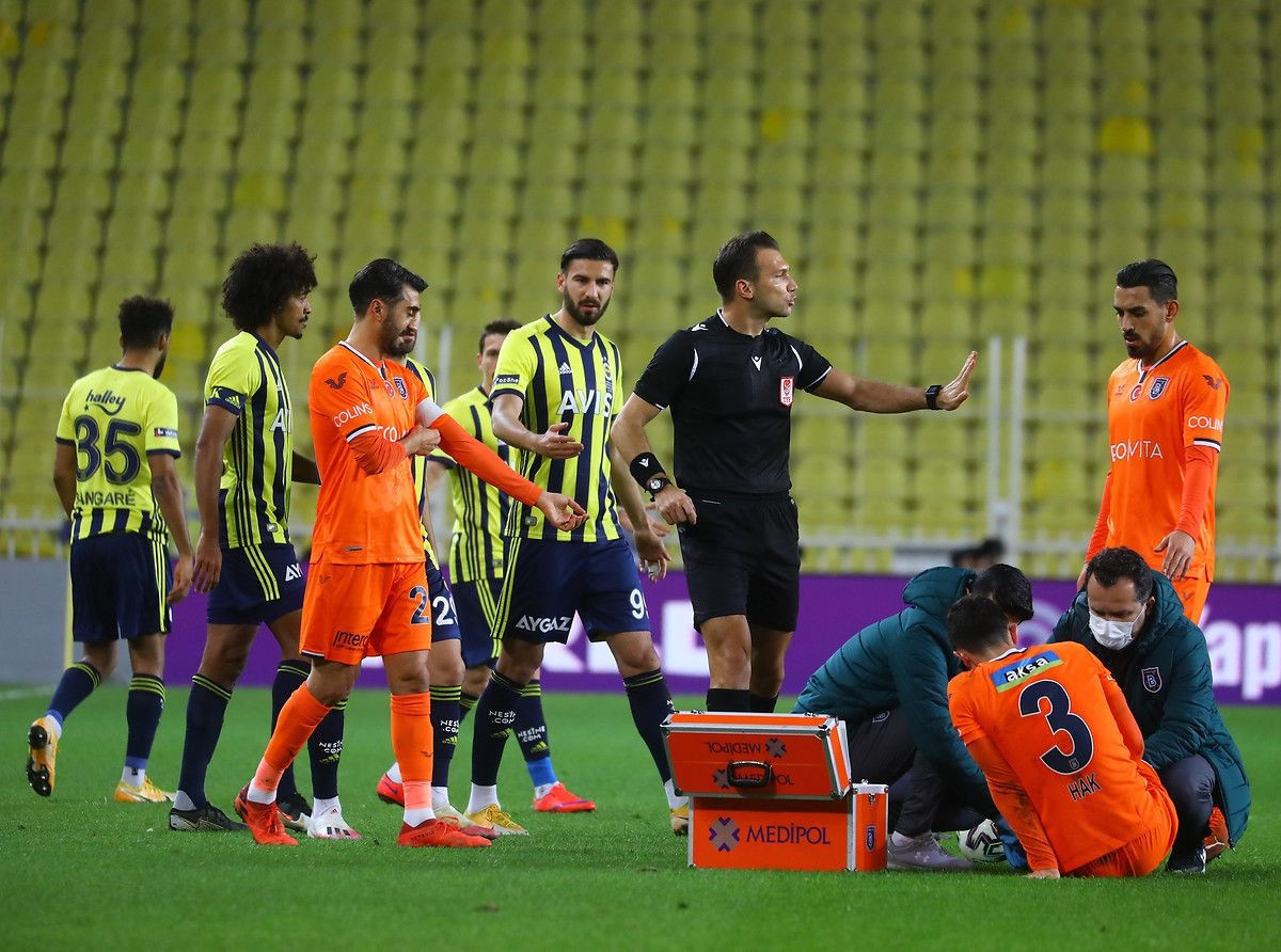 Fenerbahçe-Başakşehir maçından en özel fotoğraflar