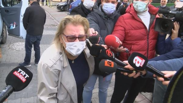 Öğretim görevlisini yakarak öldürdü, çevredekiler linç etmeye kalkıştı