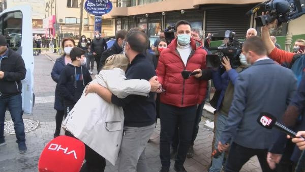 Öğretim görevlisini yakarak öldürdü, çevredekiler linç etmeye kalkıştı