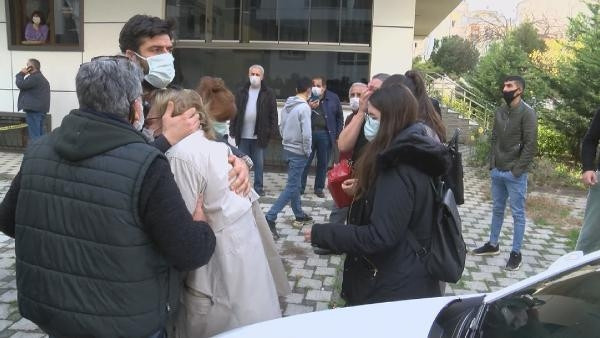 Öğretim görevlisini yakarak öldürdü, çevredekiler linç etmeye kalkıştı