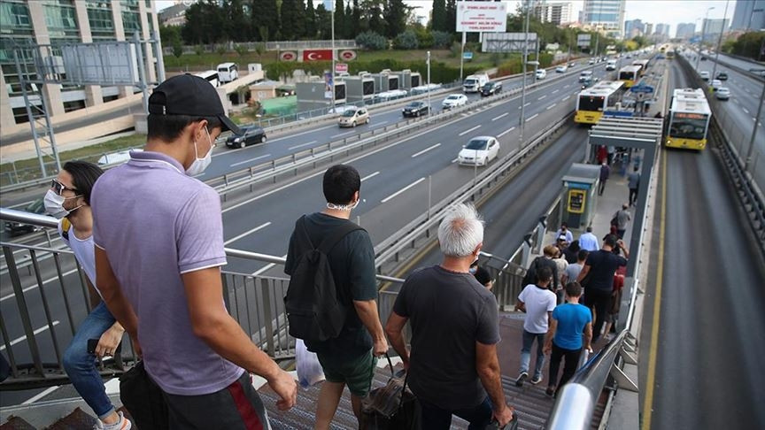 20 yaş altı ve 65 yaş üstü toplu ulaşım kullanması yasak mı Resmi hesaptan açıklama yapıldı