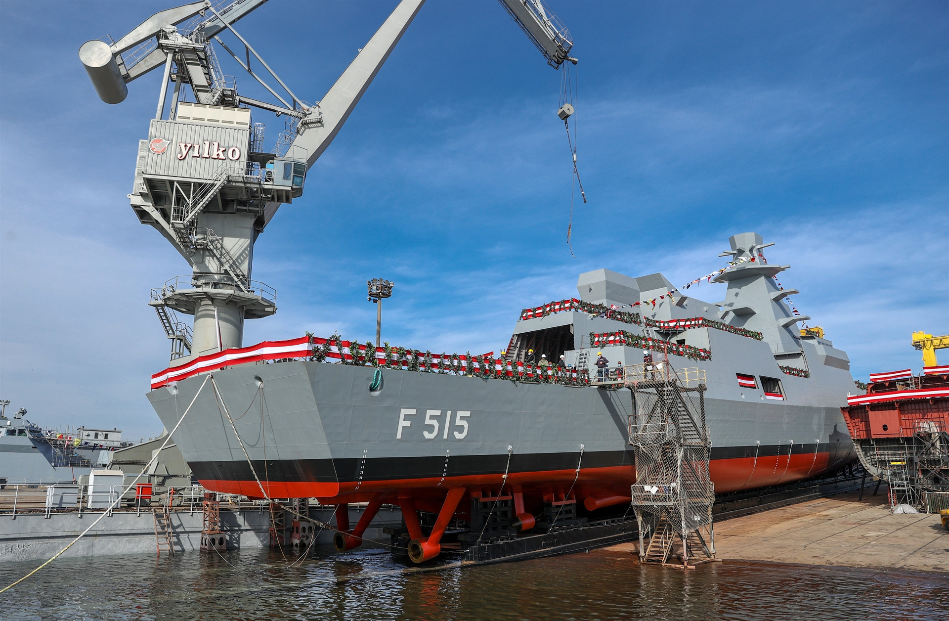 Cumhurbaşkanı Erdoğan, F-515 Fırkateyninin denize indiriliş törenine katıldı