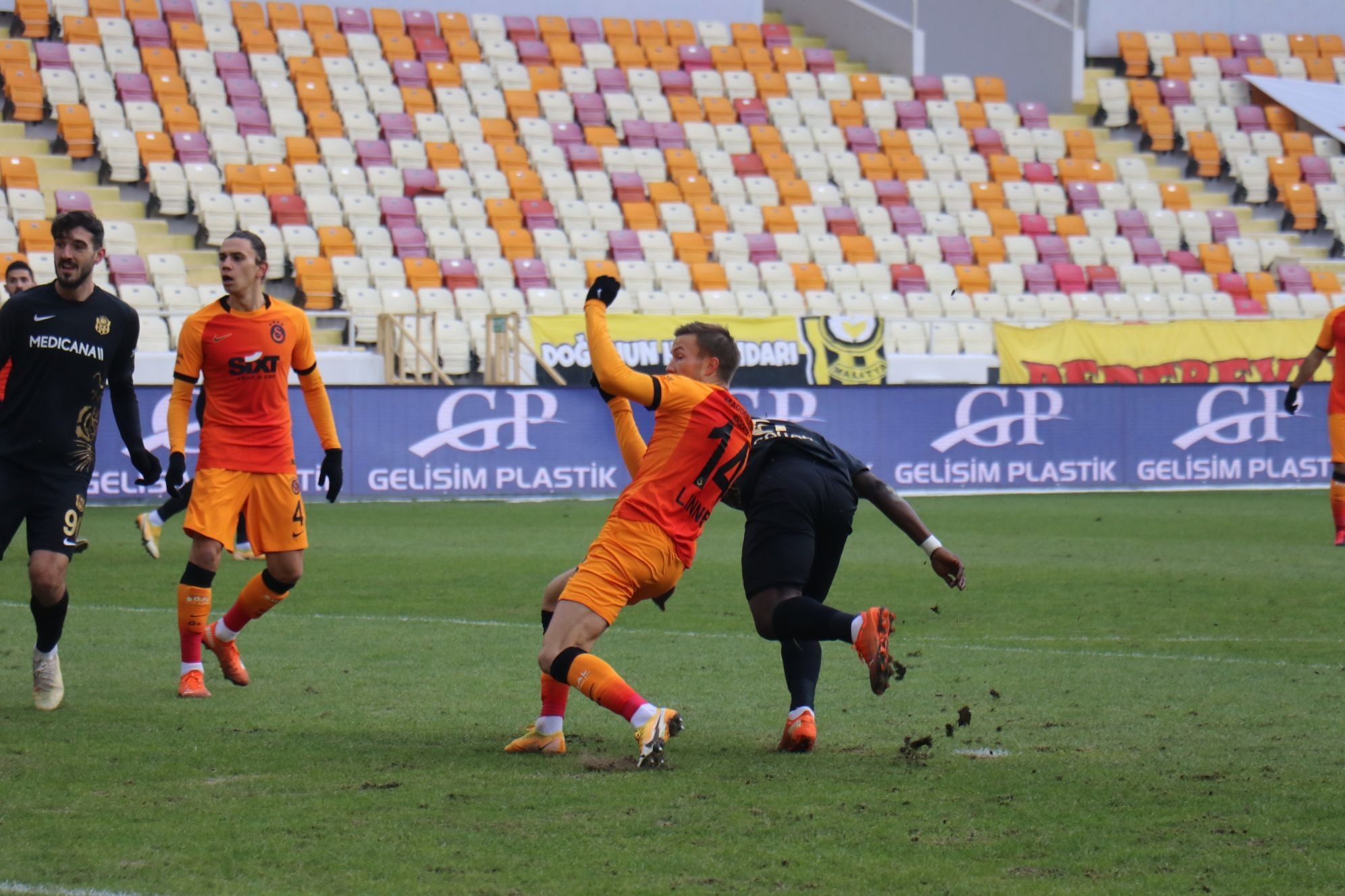 Yeni Malatyaspor - Galatasaray maçından fotoğraflar