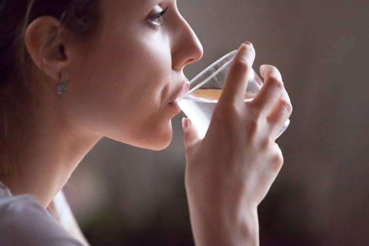 Her 10 kişiden 1inde görülebiliyor... Böbrek taşına karşı bunlara dikkat Her 10 kişiden 1inde görülebiliyor... Böbrek taşına karşı bunlara dikkat