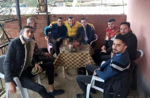 Manisada ölü bulunan 4 gençten geriye omuz omuza çekilmiş fotoğrafları kaldı