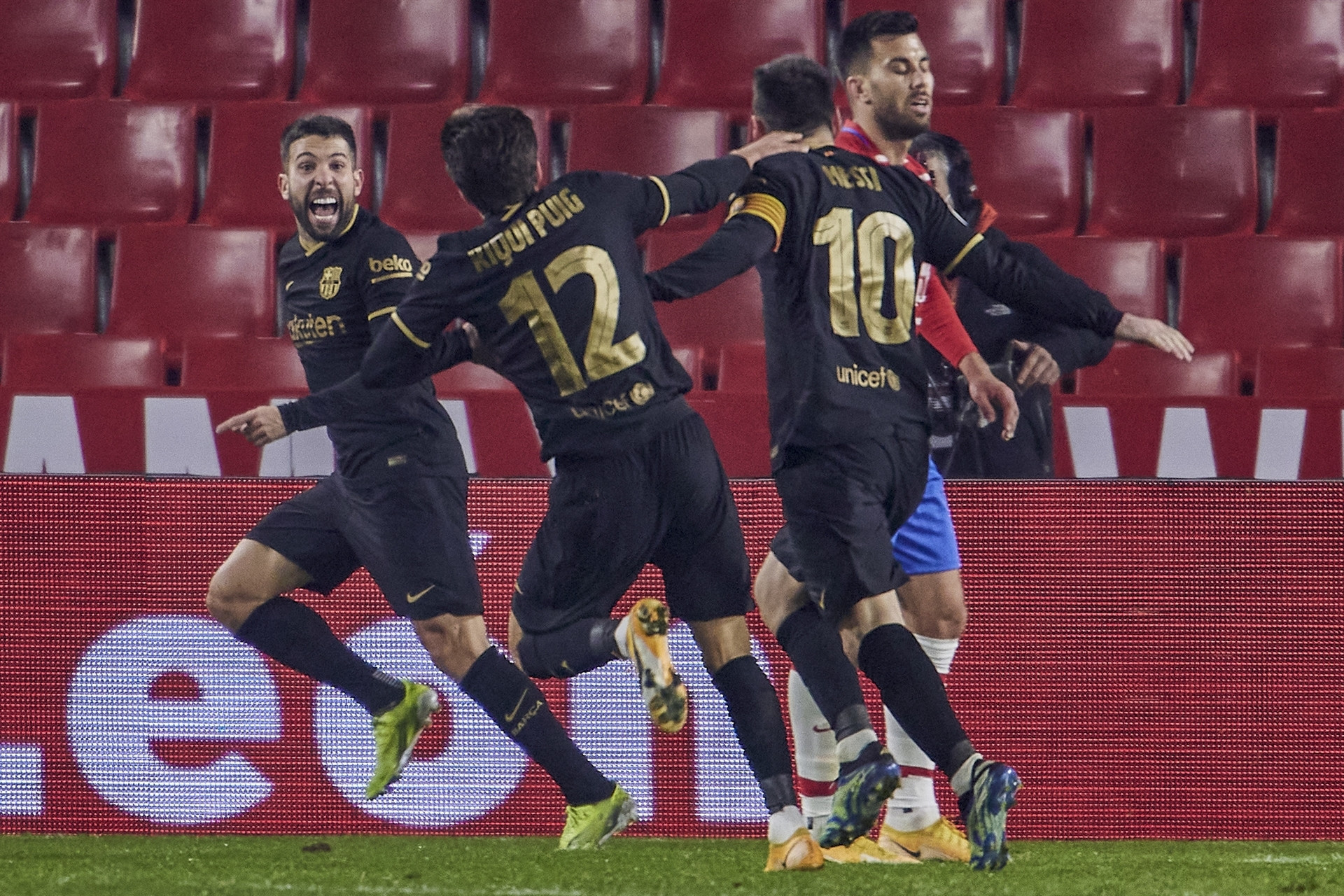 Barcelona - Granada maçından öne çıkan fotoğraflar