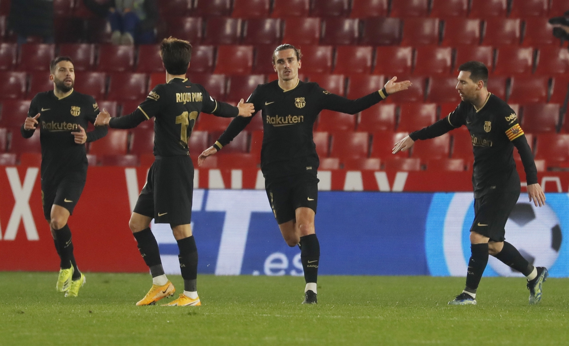 Barcelona - Granada maçından öne çıkan fotoğraflar