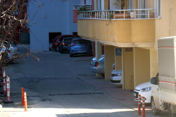 Ayşe Özgecan Ustanın şüpheli ölümü 8inci kattan düştü