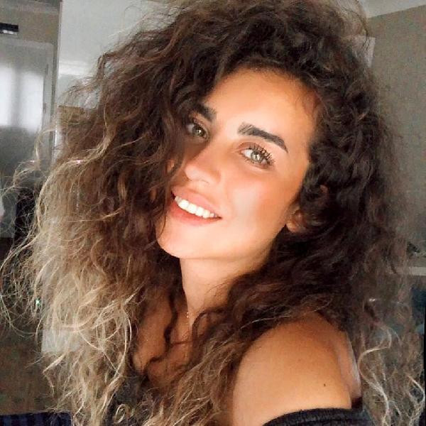 Ayşe Özgecan Ustanın şüpheli ölümü 8inci kattan düştü