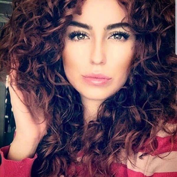 Ayşe Özgecan Ustanın şüpheli ölümü 8inci kattan düştü