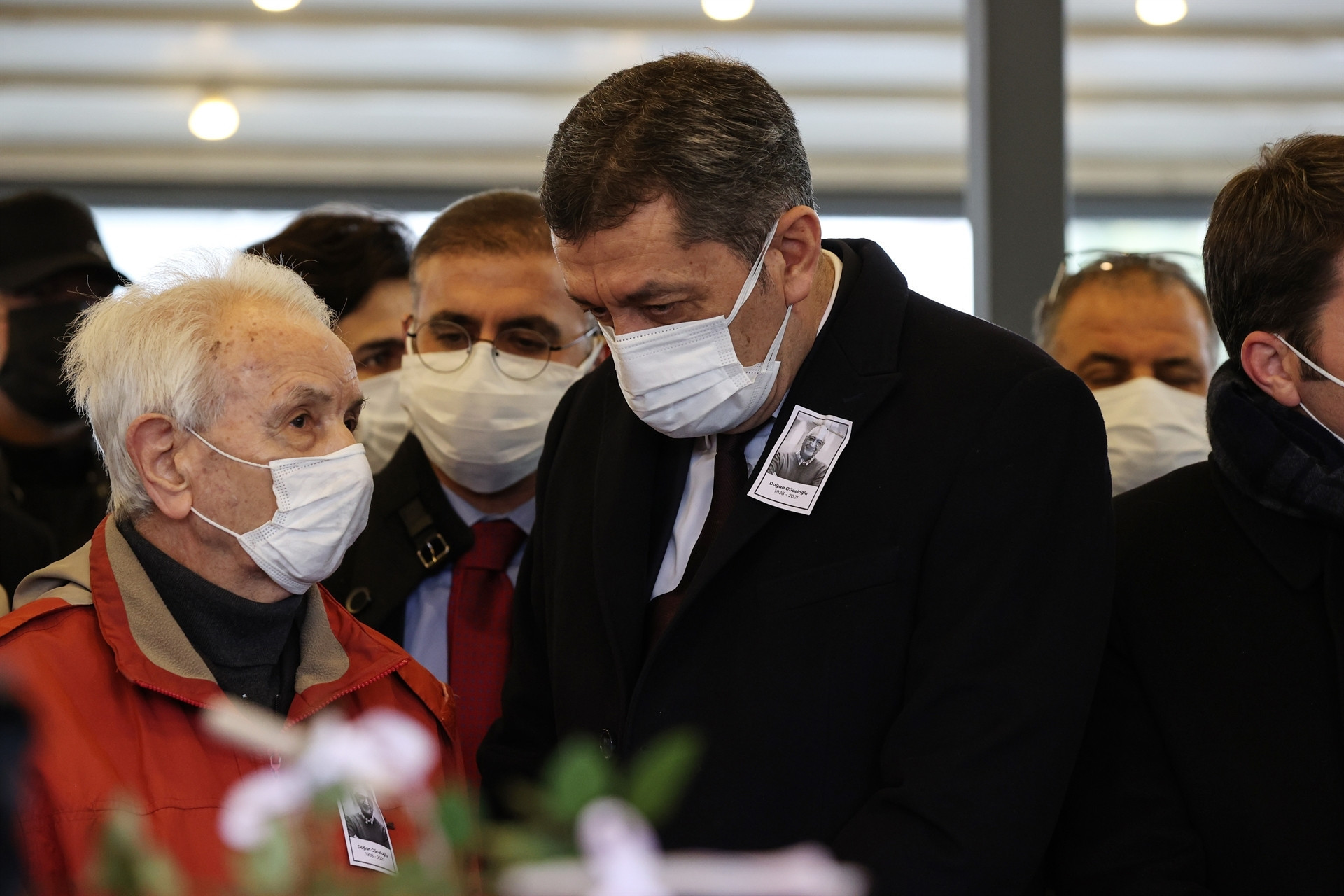 Ünlü psikolog ve yazar Prof. Dr. Cüceloğluna gözyaşlarıyla veda