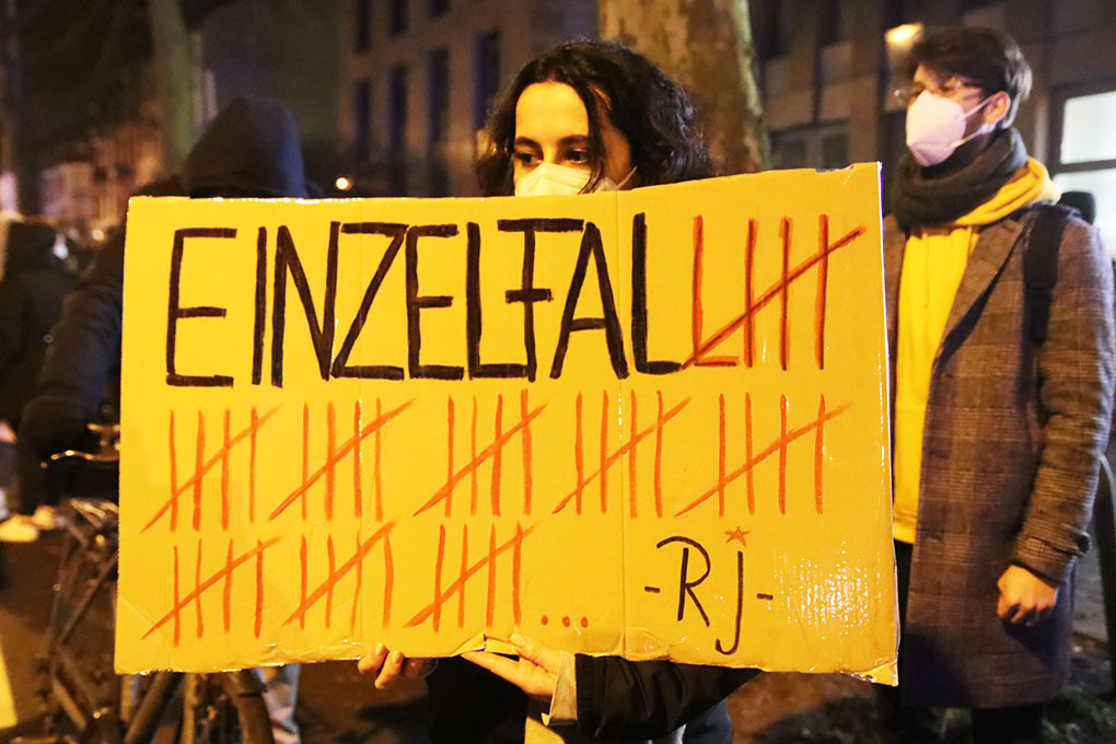 Unutmak da affetmek de yok