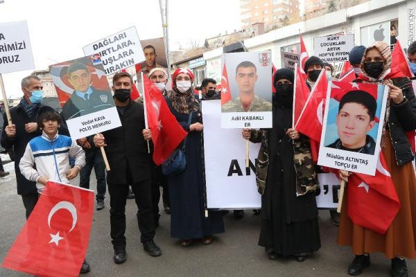Hakkari, Gara şehitleri için tek yürek oldu
