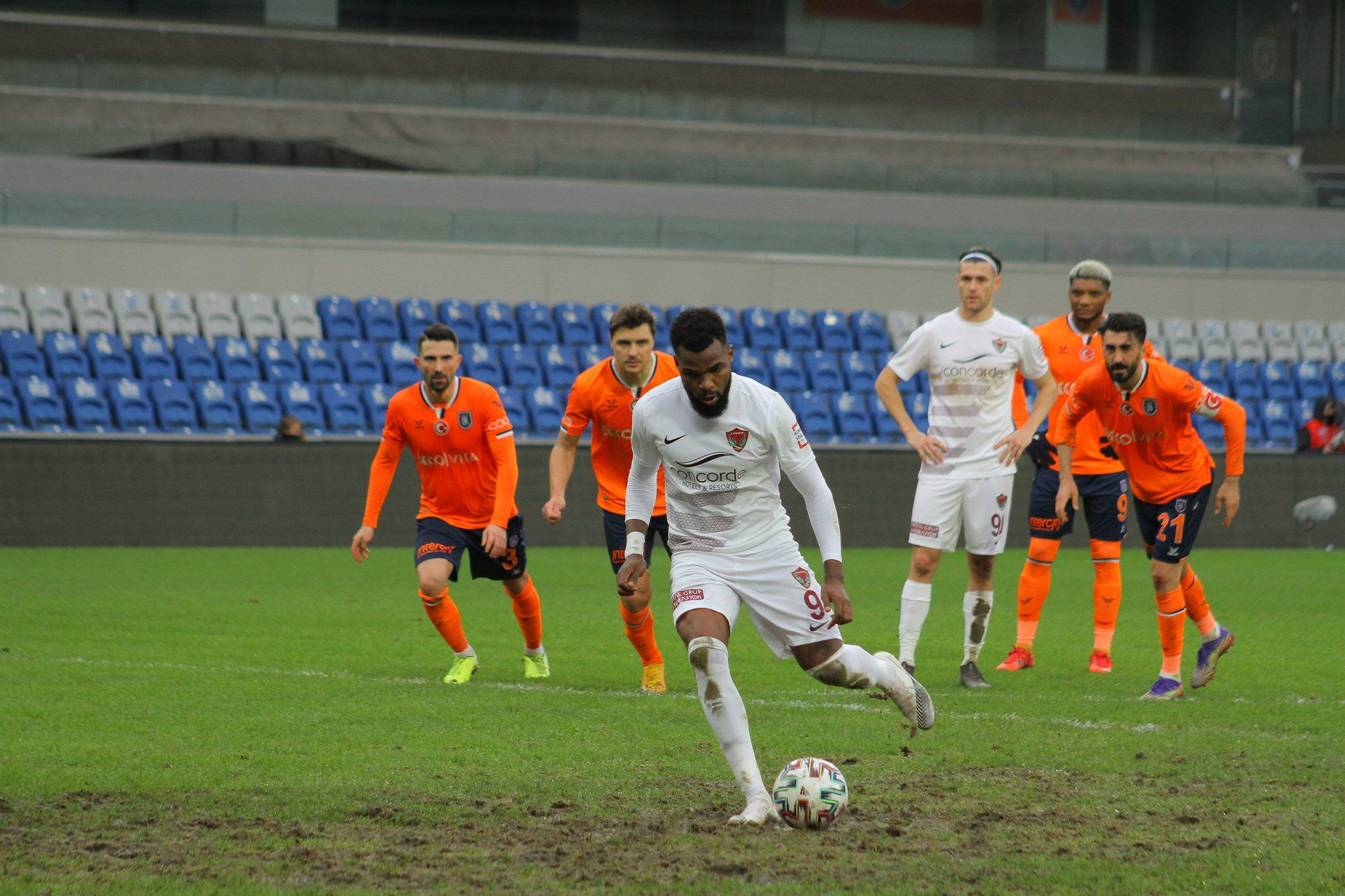 SÜPER LİGDE GOL KRALLIĞINA YÜRÜYÜŞÜ SÜPER LİGDE GOL KRALLIĞINA YÜRÜYÜŞÜ