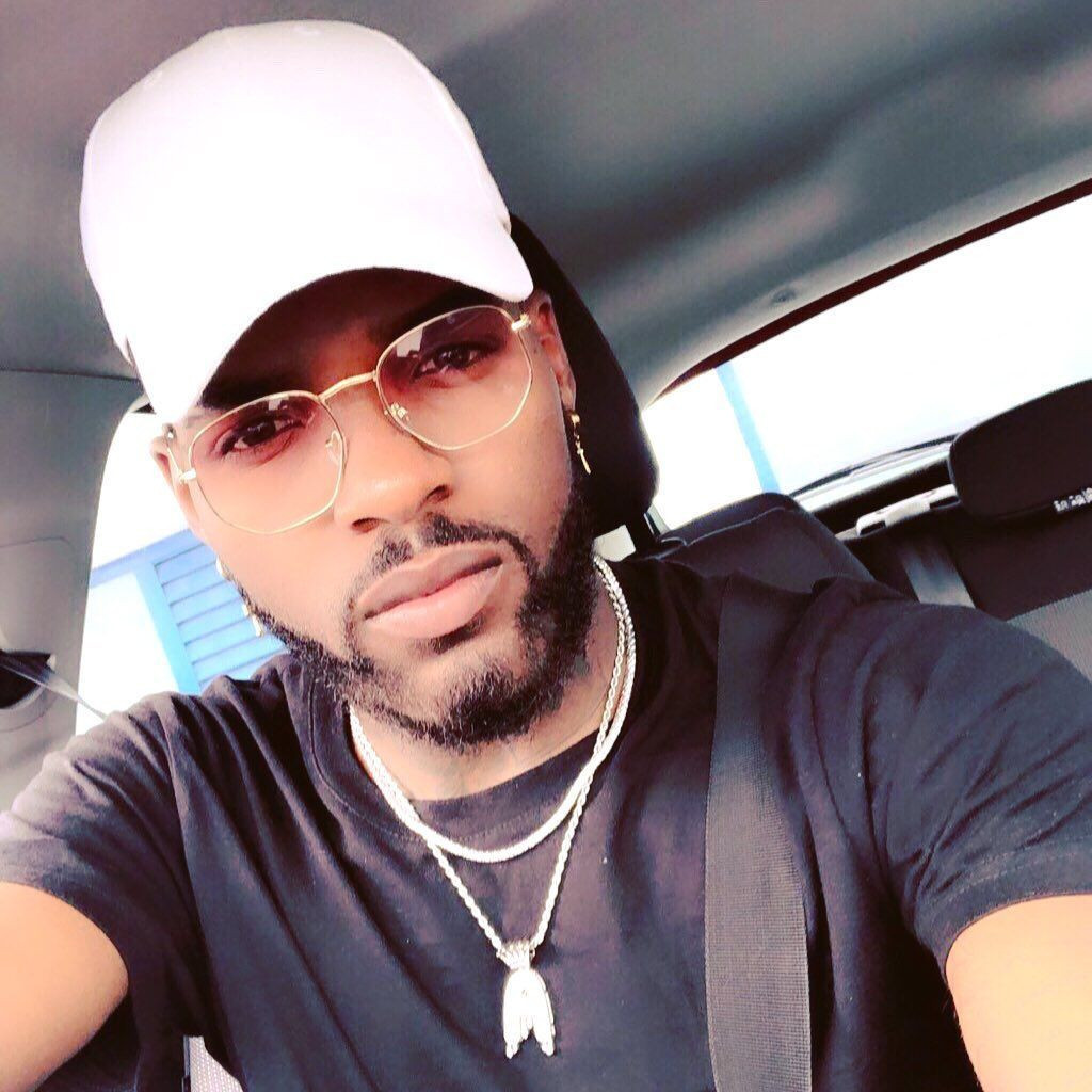 LUCESCU İSTİYOR LUCESCU İSTİYOR