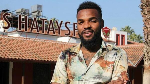 Son dakika: Aaron Boupendzanın Krasnodara transferinde flaş gelişme Teklifi kabul etmedi... Son dakika: Aaron Boupendzanın Krasnodara transferinde flaş gelişme Teklifi kabul etmedi...