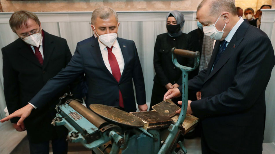 Cumhurbaşkanı Erdoğan Üsküdardaki Nevmekan Selimiyeyi ziyaret etti